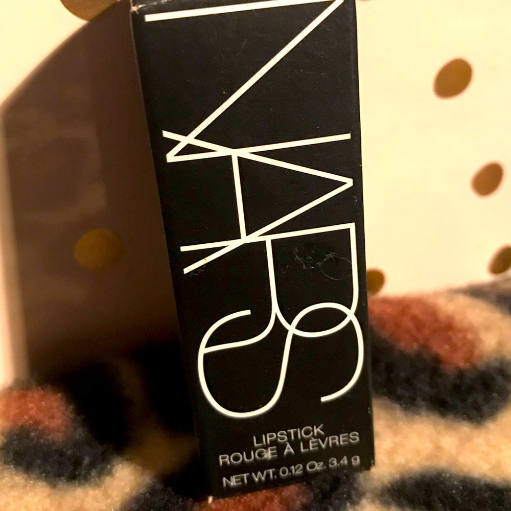 Nars Audacious Lipstick in Dolce Vita